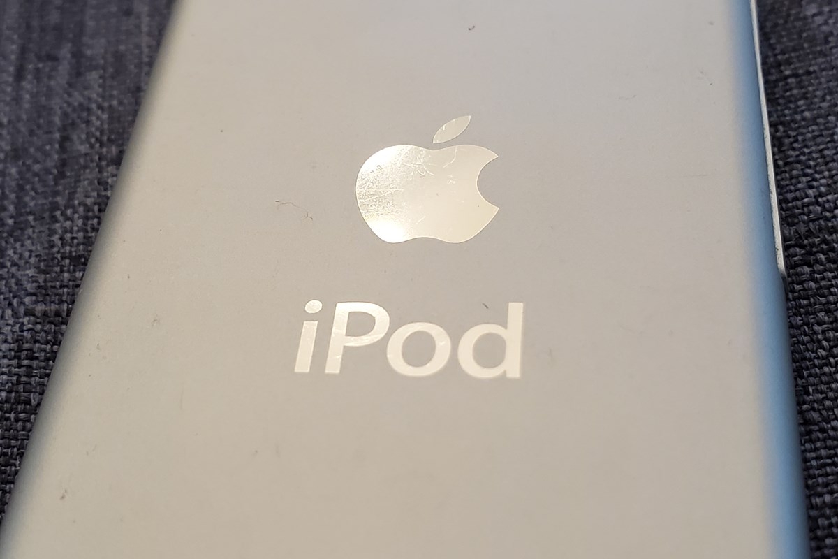 【を販売】iPod Touch 昔のやつ ポータブルプレーヤー