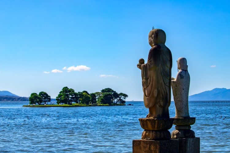 宍道湖の袖師地蔵