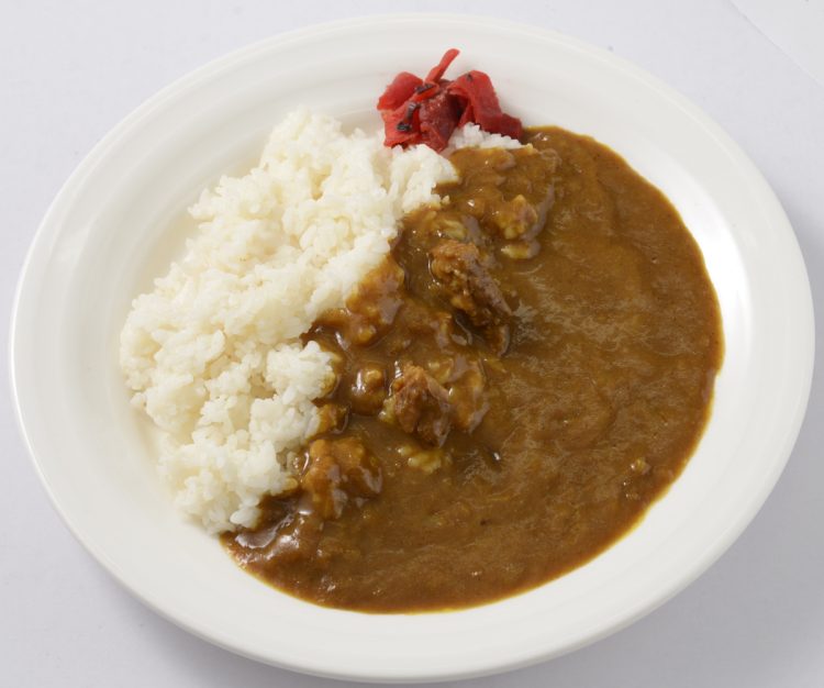 今年限定で「100周年記念甲子園国産牛カレー」も販売されている（画像提供／阪神甲子園球場）