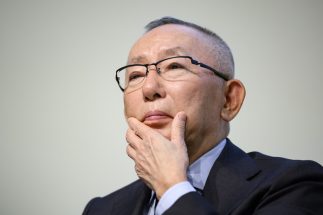 【ファストリ柳井氏も警鐘する「日本崩壊」】人口減少に伴い路線バスは廃止・縮小、小中学校は統廃合、国民負担率は五公五民…「最大の国難」を乗り切る勝ち筋はあるのか