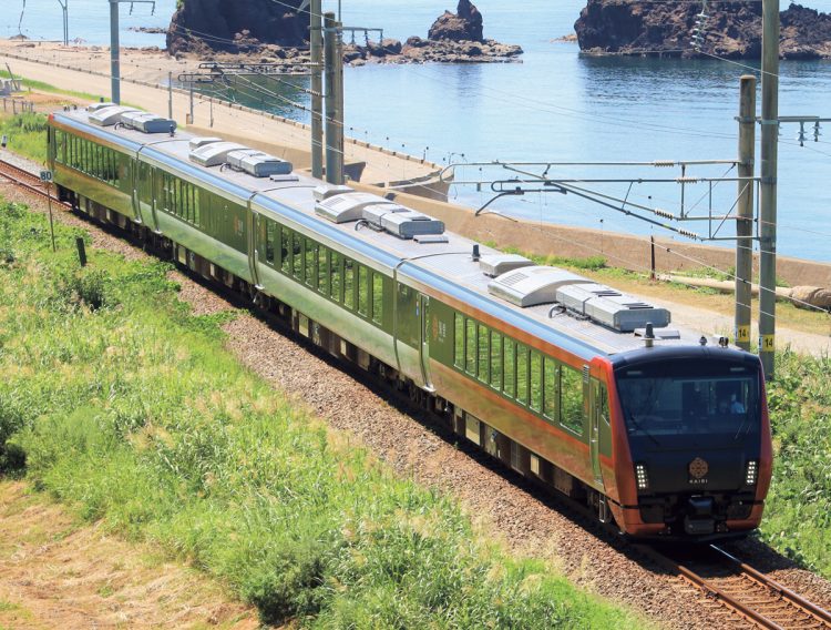 新潟県・山形県　海里／JR東日本