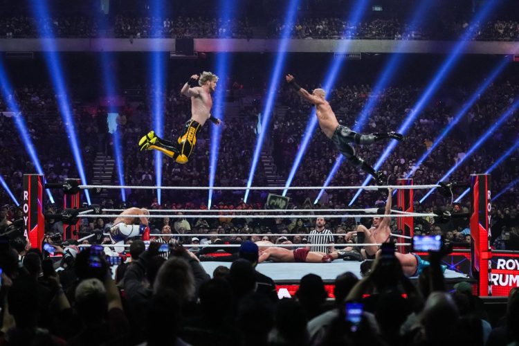 WWEと巨大契約を結んだNetflixほか、スポーツ中継にも動画配信サービスが積極進出（写真／AFP＝時事）