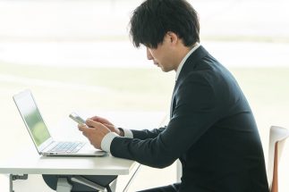 「結局毎日ソシャゲだけ…」社会人になった“Z世代サブカル民”たちの想定外　時間もお金も限られるなか「漫画もアニメも観なくなった」「新譜チェックできない」の嘆き