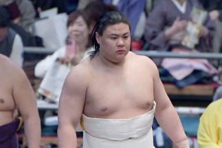 新十両優勝の草野、年収99万円の地位から1年で約2000万円にスピード出世へ！「もともとは元横綱・白鵬の弟子になるはず」が部屋閉鎖で大きく変わった力士人生