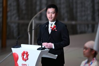 大阪維新の会「既得権の破壊」に商機を見出す関西企業　オリックスはカジノ推進を見据えて空港運営権を取得、万博期間中のライドシェア規制緩和を狙った新興企業の参入も相次ぐ